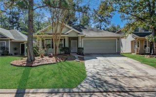 98 S Vesper Bend Circle, The Woodlands, TX 77382