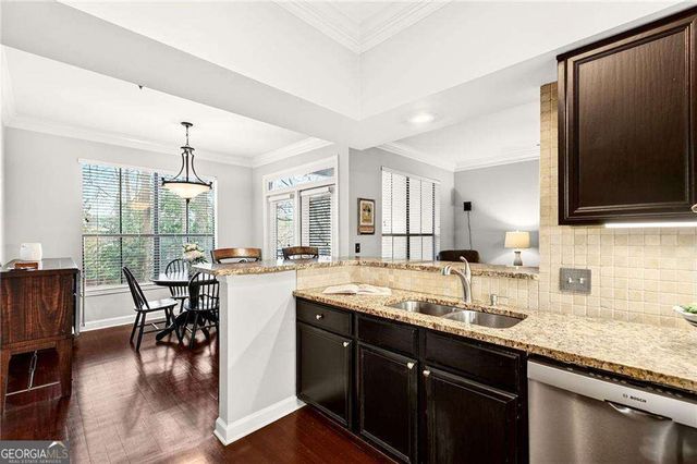 3777 Peachtree Road NE 1221, Brookhaven, GA 30319