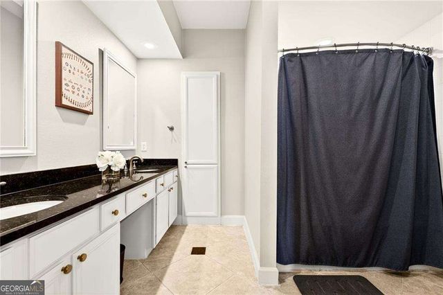 3777 Peachtree Road NE 1221, Brookhaven, GA 30319