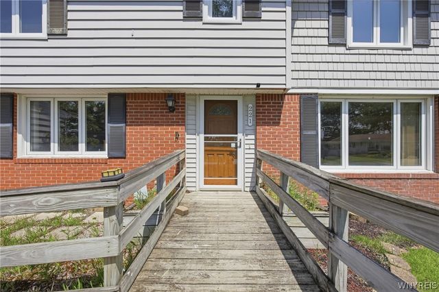 221 Woodmere Drive, Tonawanda, NY 14150
