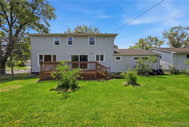 221 Woodmere Drive, Tonawanda, NY 14150