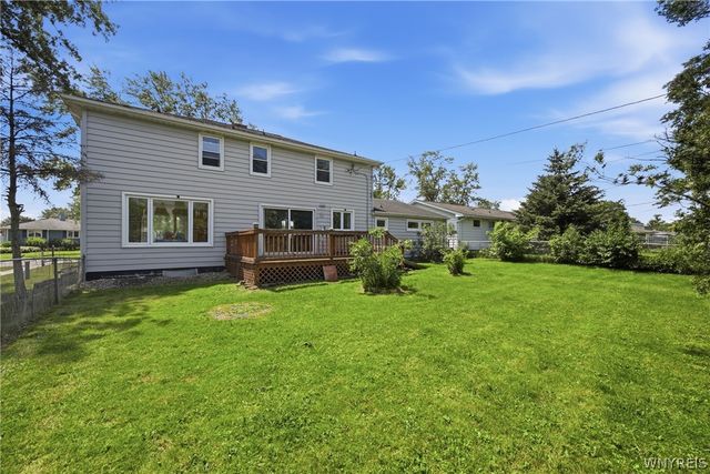 221 Woodmere Drive, Tonawanda, NY 14150