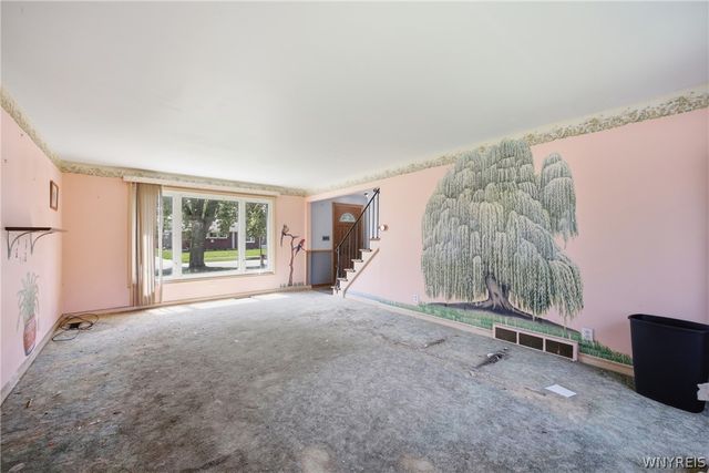 221 Woodmere Drive, Tonawanda, NY 14150