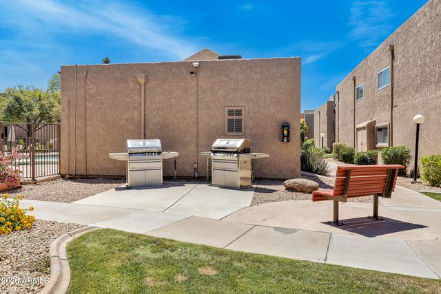 5525 E THOMAS Road A1, Phoenix, AZ 85018