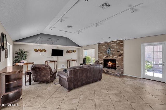 5525 E THOMAS Road A1, Phoenix, AZ 85018