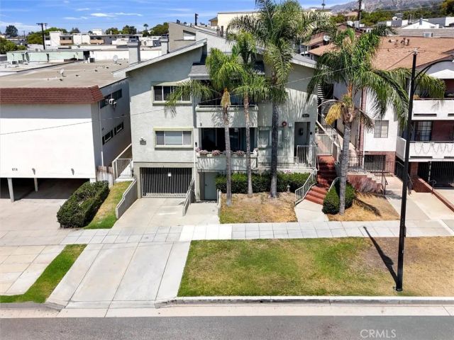 621 E Olive Avenue 106, Burbank, CA 91501