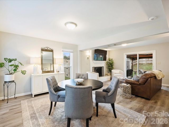 10233 Fairway Ridge Road, Charlotte, NC 28277