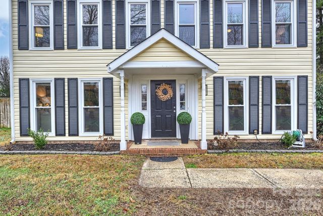 10233 Fairway Ridge Road, Charlotte, NC 28277