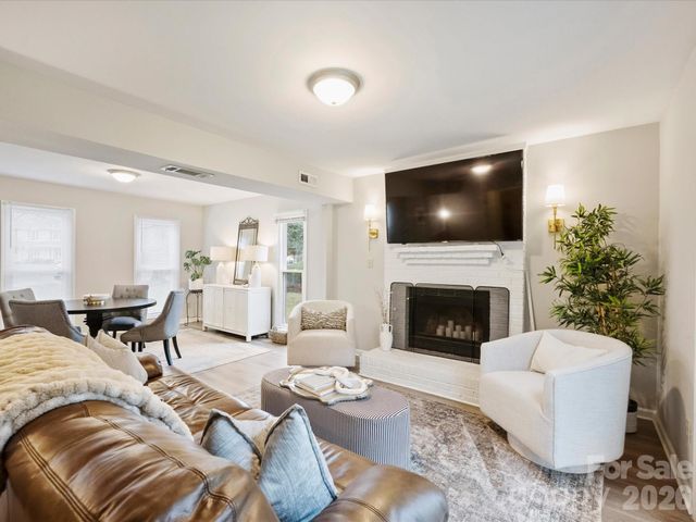 10233 Fairway Ridge Road, Charlotte, NC 28277