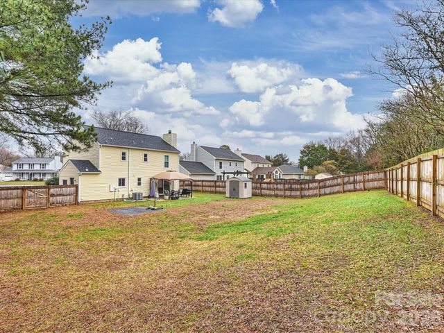 10233 Fairway Ridge Road, Charlotte, NC 28277