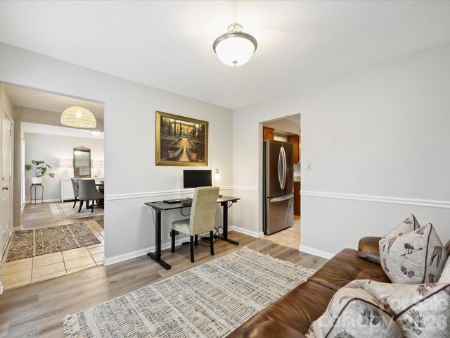 10233 Fairway Ridge Road, Charlotte, NC 28277