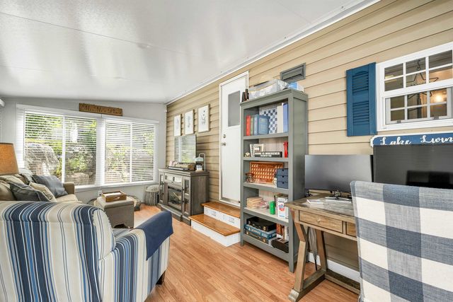 8 Leisure Time Lane, Laconia, NH 03247