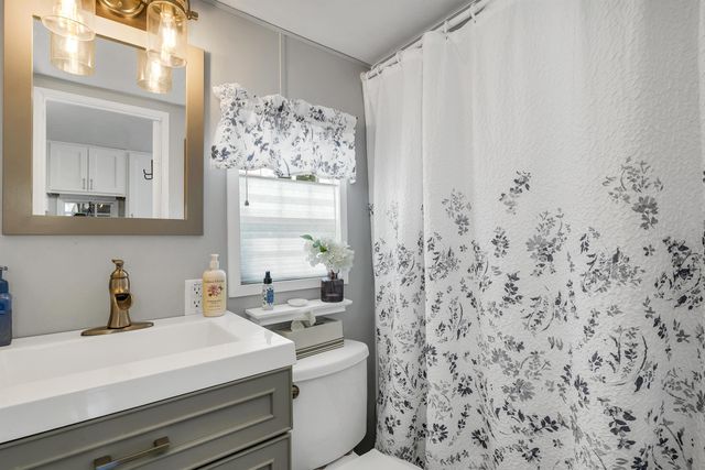 8 Leisure Time Lane, Laconia, NH 03247