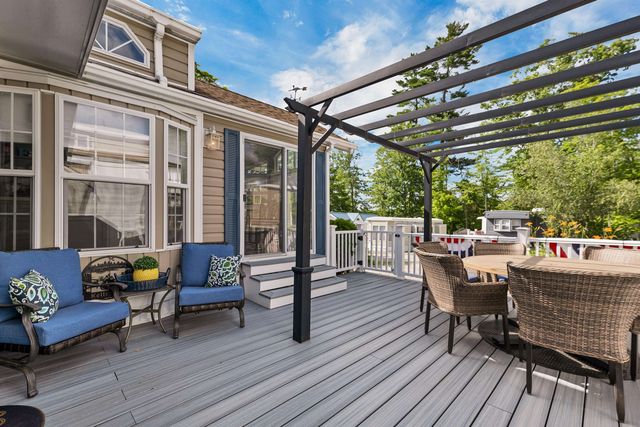 8 Leisure Time Lane, Laconia, NH 03247