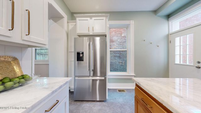 719 Lampton St, Louisville, KY 40203
