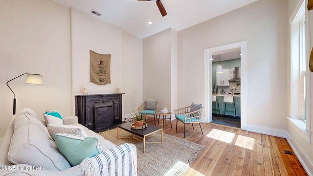 719 Lampton St, Louisville, KY 40203