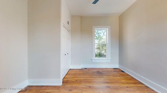 719 Lampton St, Louisville, KY 40203