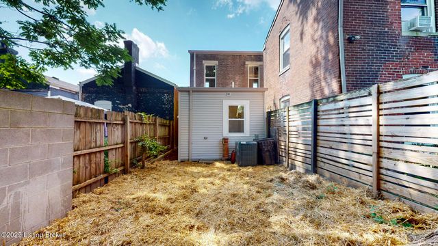 719 Lampton St, Louisville, KY 40203