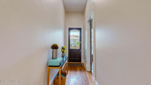 719 Lampton St, Louisville, KY 40203
