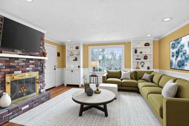 12 Patrick Dr, Northborough, MA 01532