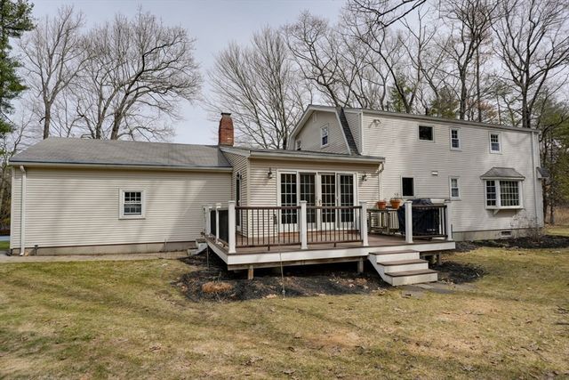 12 Patrick Dr, Northborough, MA 01532