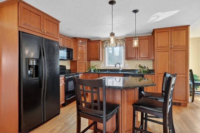 12 Patrick Dr, Northborough, MA 01532