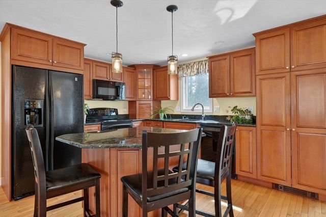 12 Patrick Dr, Northborough, MA 01532