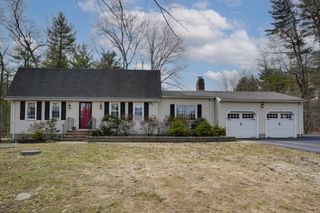 12 Patrick Dr, Northborough, MA 01532