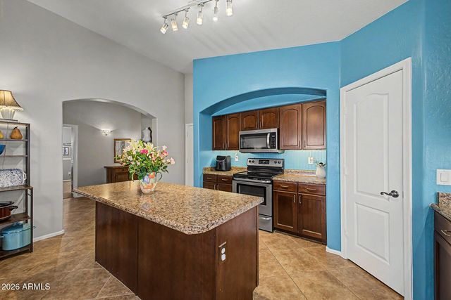 4101 E LONGHORN Street, San Tan Valley, AZ 85140