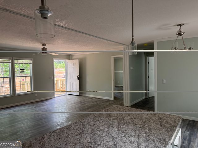925 Harrison Road, Carrollton, GA 30117