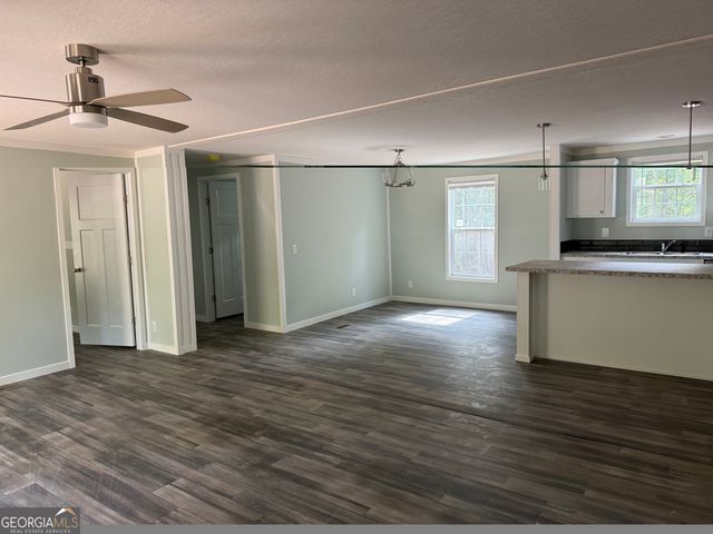 925 Harrison Road, Carrollton, GA 30117