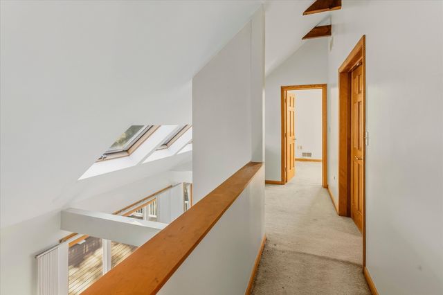 14 Buckingham Lane, Haverhill, MA 01835