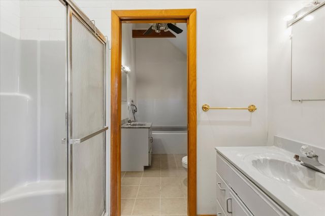 14 Buckingham Lane, Haverhill, MA 01835