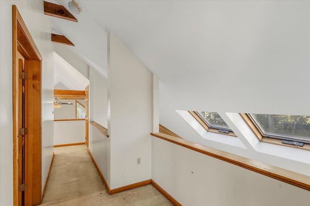 14 Buckingham Lane, Haverhill, MA 01835