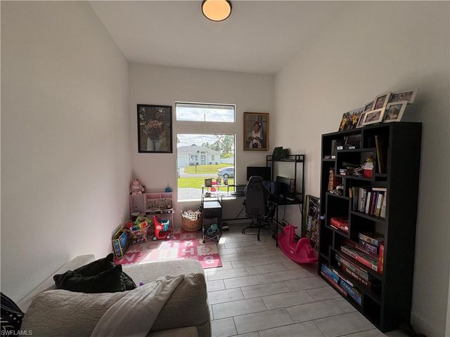 2606 10th ST SW, Lehigh Acres, FL 33976