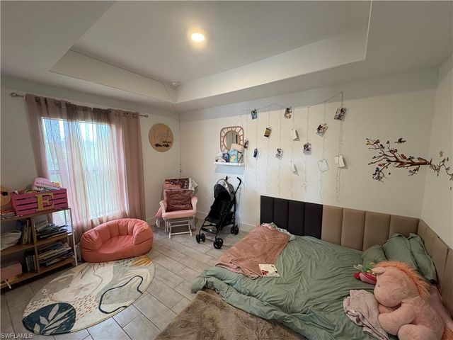2606 10th ST SW, Lehigh Acres, FL 33976