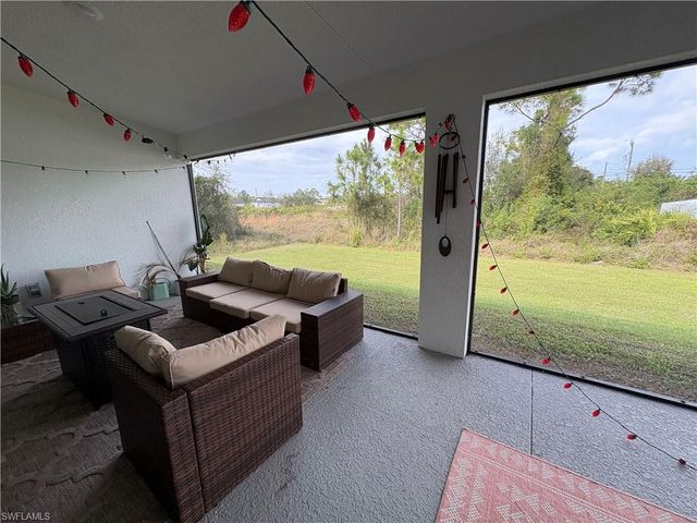2606 10th ST SW, Lehigh Acres, FL 33976