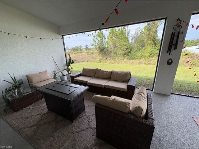 2606 10th ST SW, Lehigh Acres, FL 33976