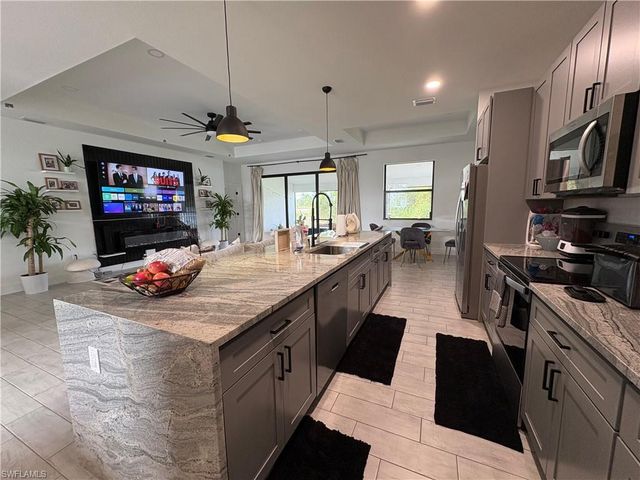 2606 10th ST SW, Lehigh Acres, FL 33976