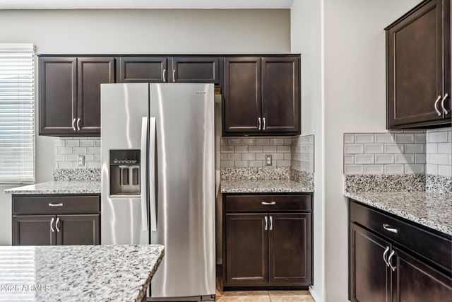 31027 W MULBERRY Drive, Buckeye, AZ 85396