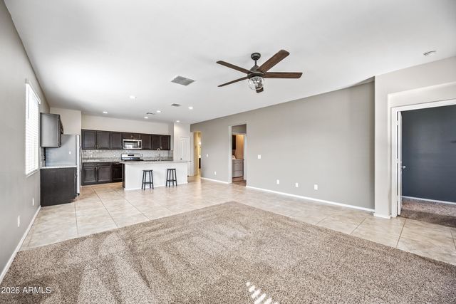 31027 W MULBERRY Drive, Buckeye, AZ 85396