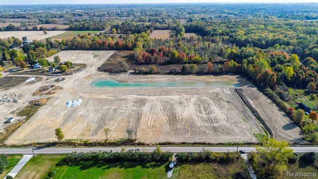27100 25 Mile Rd, Chesterfield, MI 48051