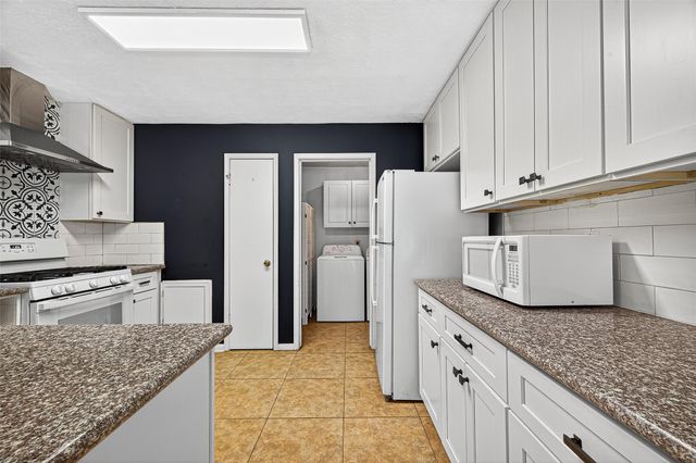 802 Cascade Creek Drive, Katy, TX 77450