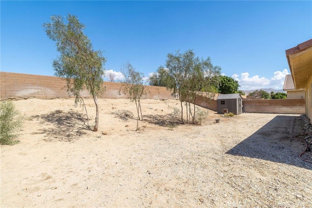 Image 31 of property listing at 65866 Estrella, Desert Hot Springs, CA 92240