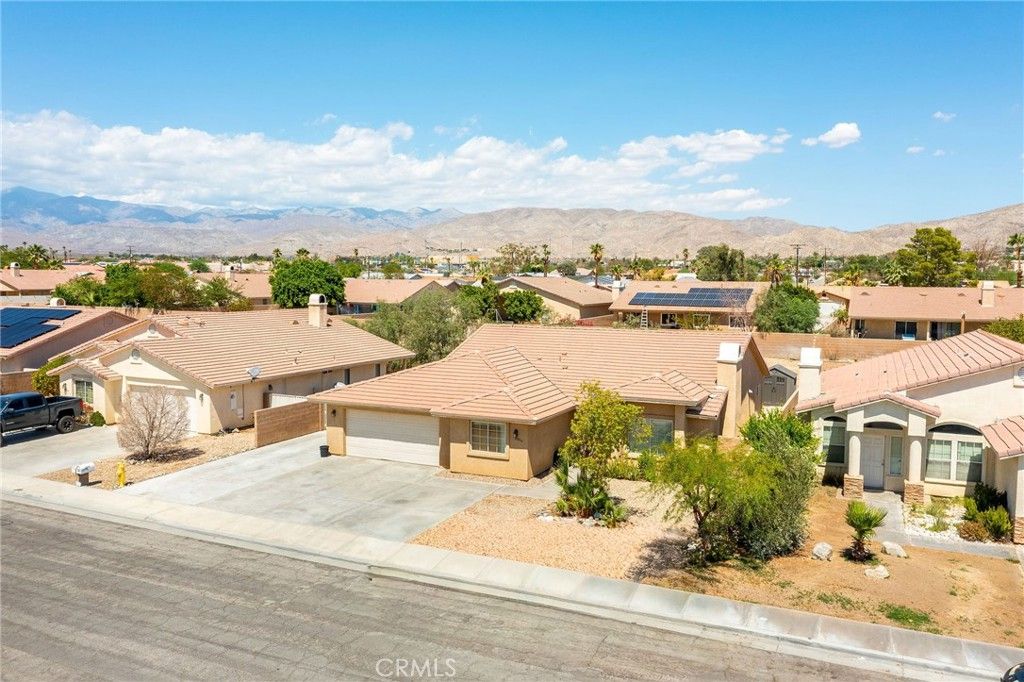 Image 37 of property listing at 65866 Estrella, Desert Hot Springs, CA 92240