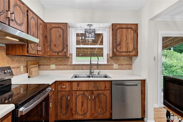 2673 Cathy Ann Drive, High Ridge, MO 63049