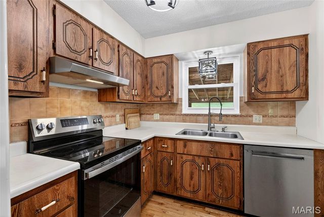2673 Cathy Ann Drive, High Ridge, MO 63049