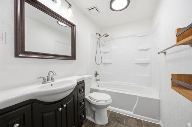 1546 S 850 W, Woods Cross, UT 84087