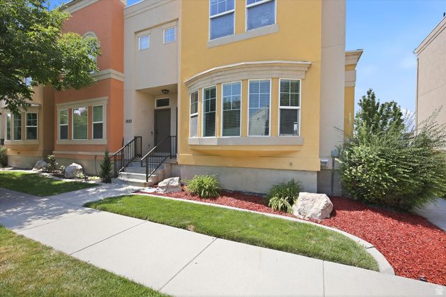 1546 S 850 W, Woods Cross, UT 84087