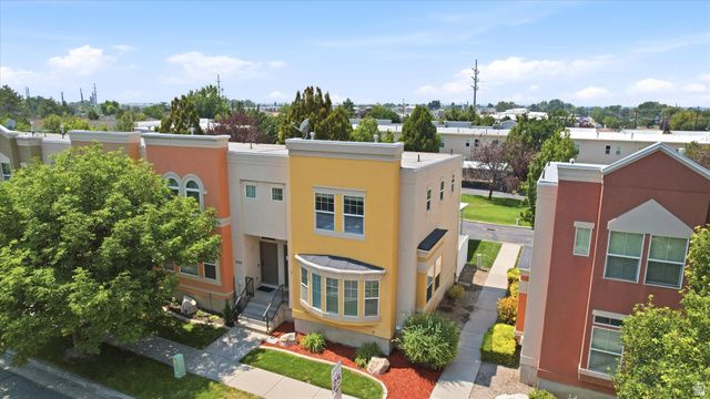1546 S 850 W, Woods Cross, UT 84087